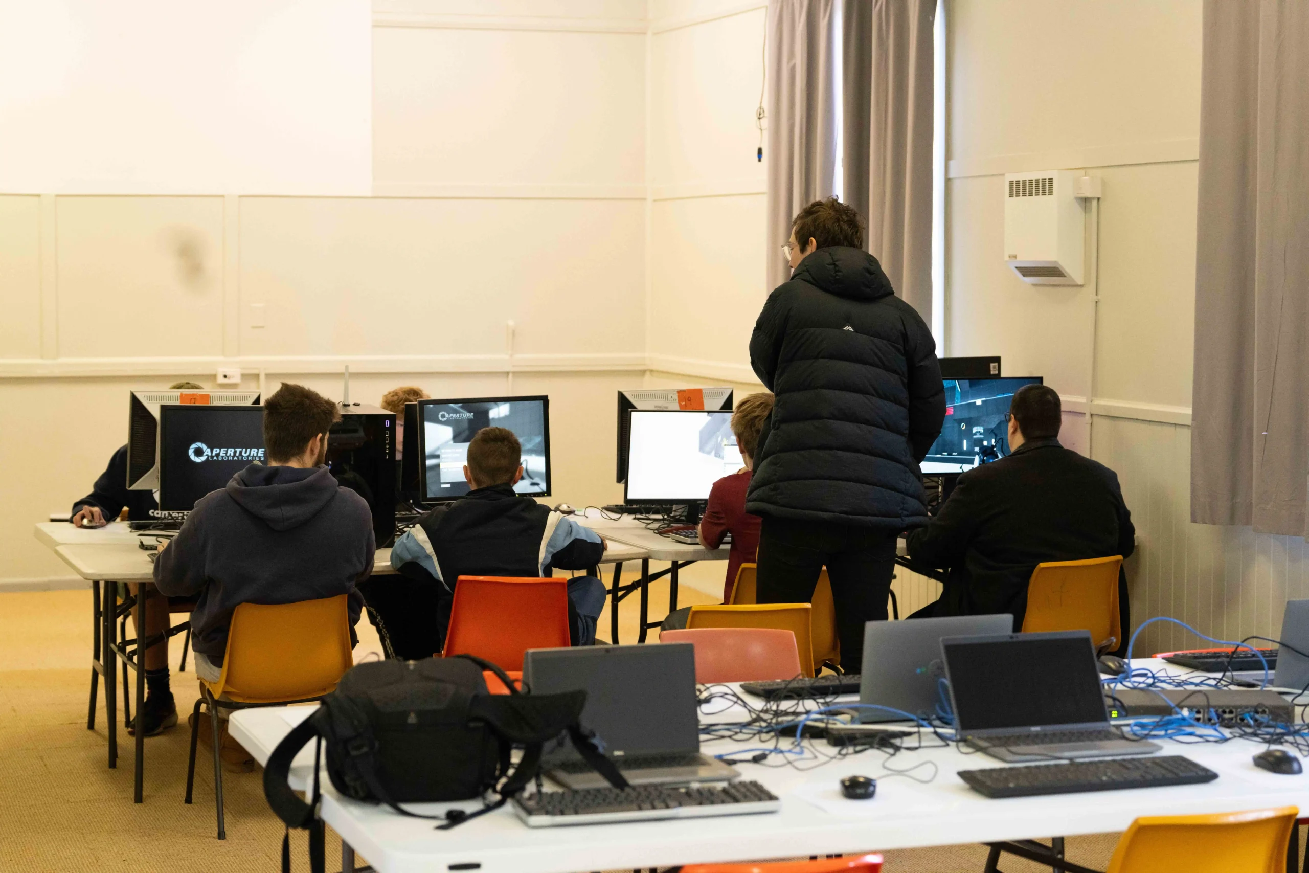 CrüTech campers setting up at their computer stations